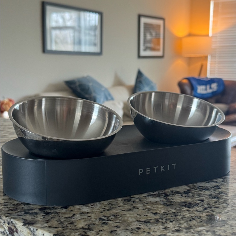 Stainless Steel Tilt raised Puppy/ Cat Bowls - Picture 2 of 4
